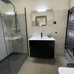 Holdruta Vendeghaz 招待所 Kunfeherto