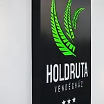招待所 Holdruta Vendeghaz 4*