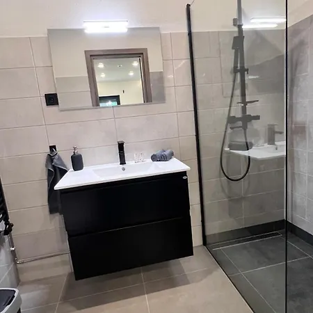 Holdruta Vendeghaz Gæstehus Kunfeherto