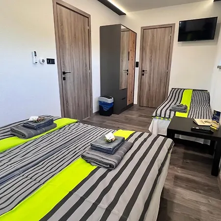 Holdruta Vendeghaz Gæstehus 4*