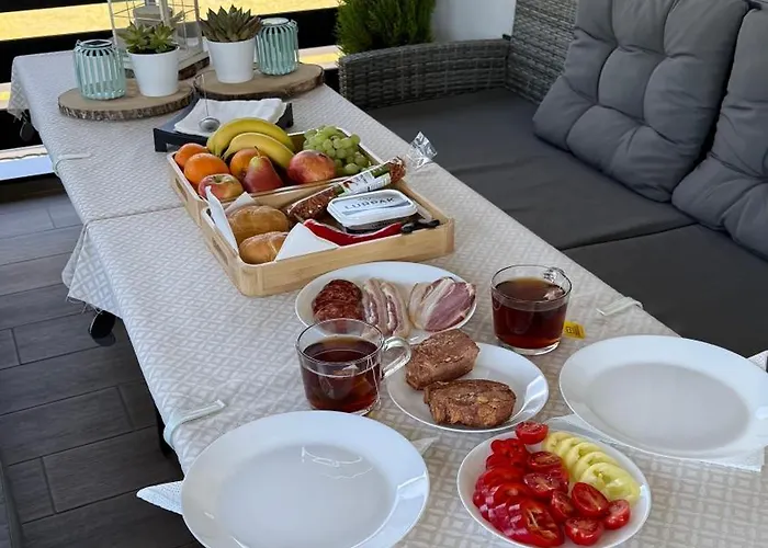 Holdruta Vendeghaz 4* Kunfehértó